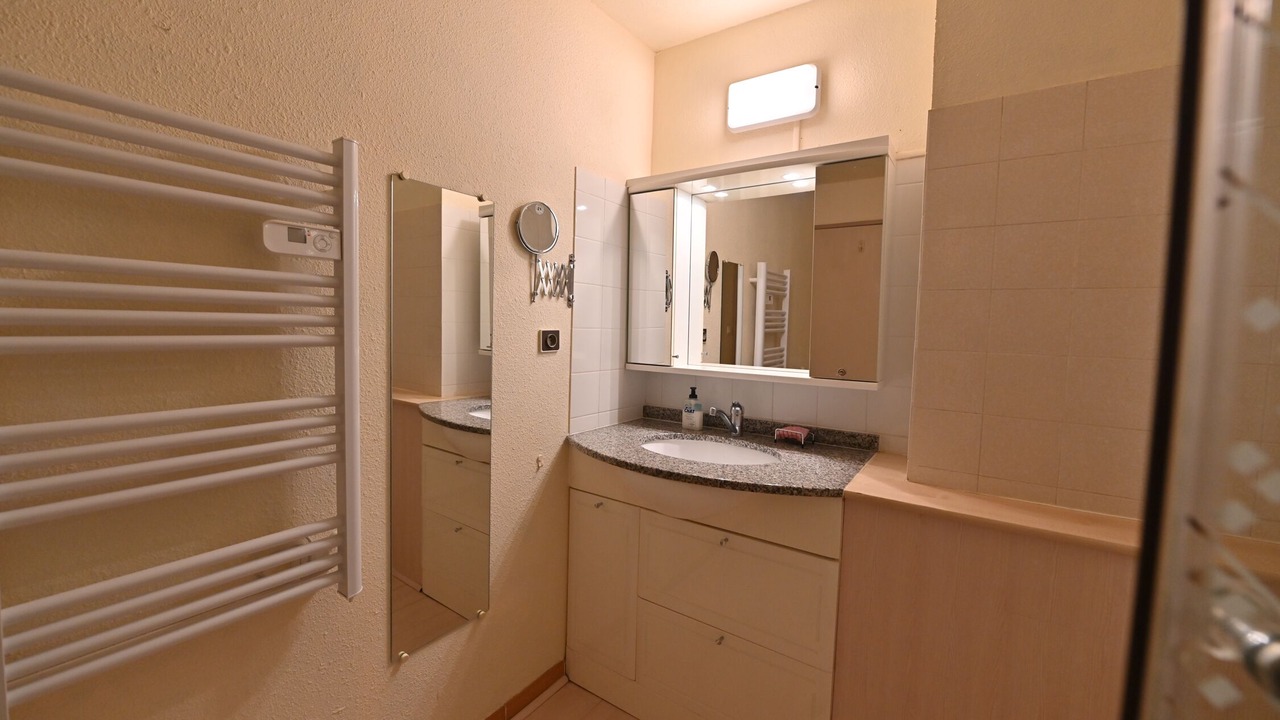 Photo of Bathroom in Port-Vendres