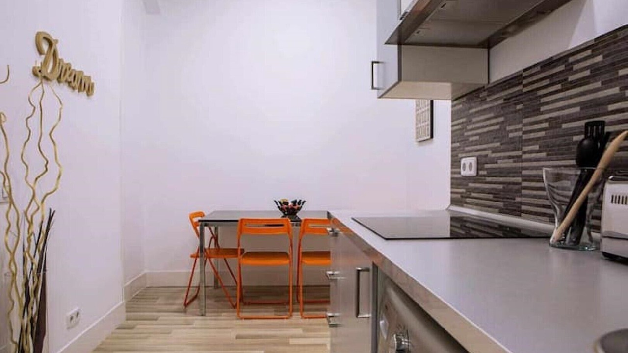 Photo of Kitchen in Golden Triangle of Art