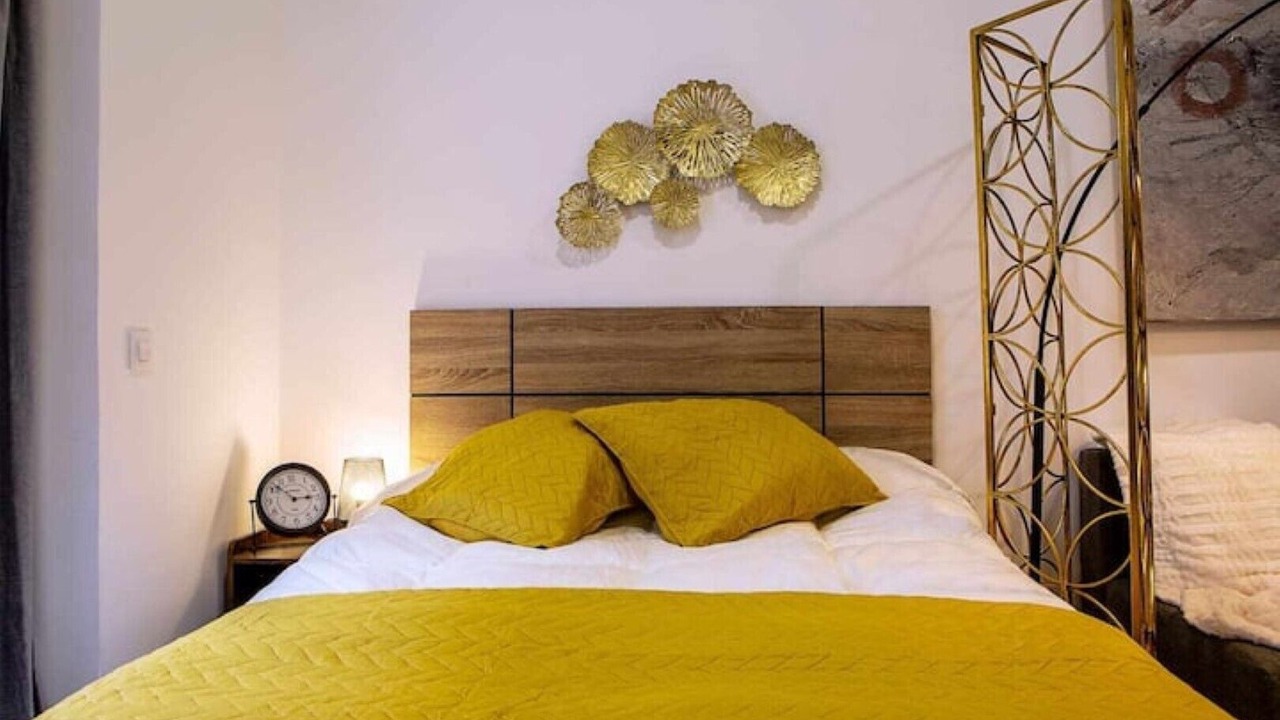 Photo of Bedroom in Golden Triangle of Art