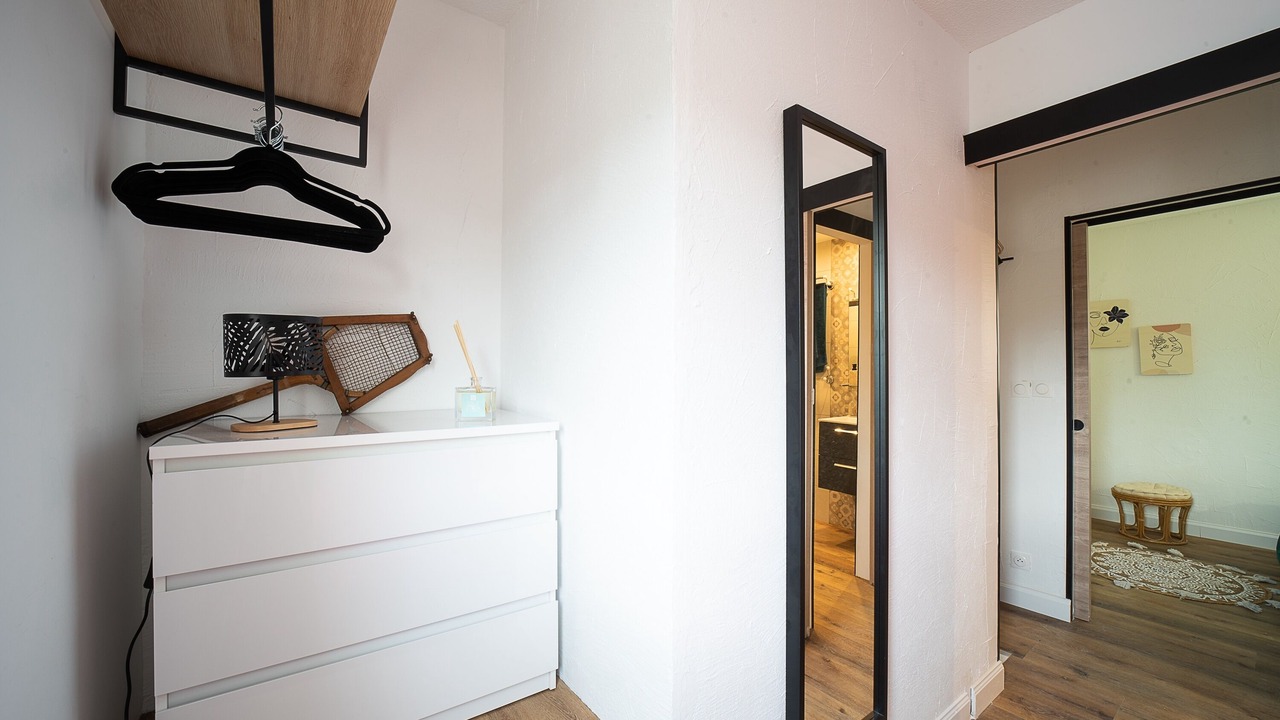 Photo of Others in La Jetee