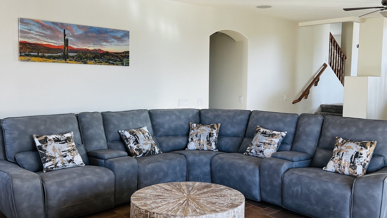 Photo of Livingroom in Rovey Farm Estates