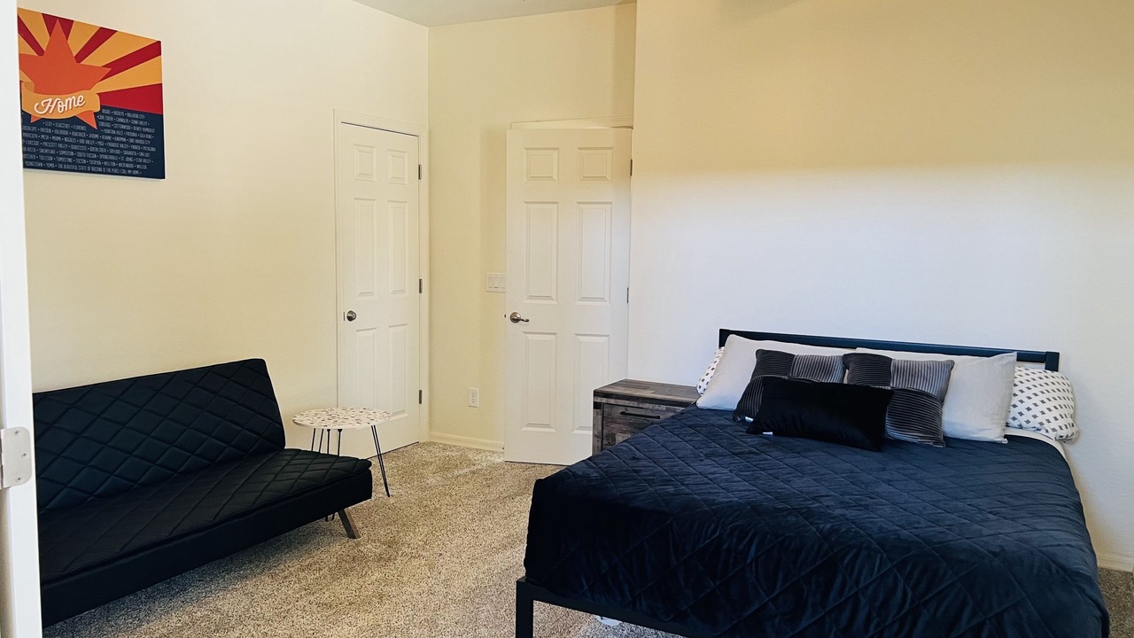 Photo of Bedroom in Rovey Farm Estates