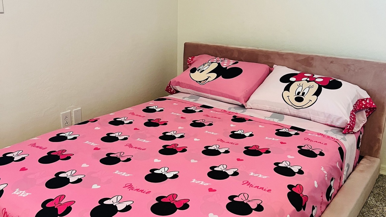 Photo of Bedroom in Rovey Farm Estates
