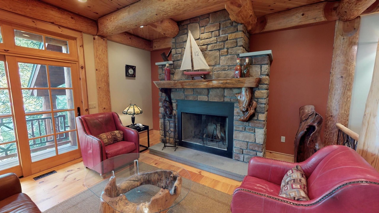 Photo of Livingroom in Cooperstown - Otsego Lake
