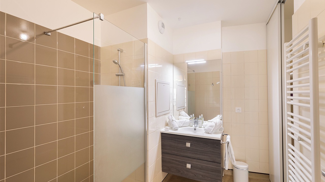 Photo of Bathroom in Montreuil