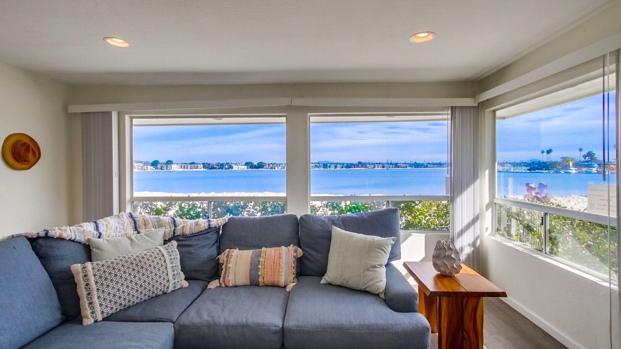 Photo of Bedroom in Mission Beach