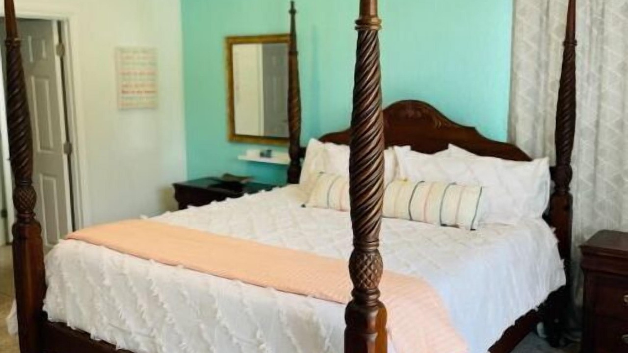 Photo of Bedroom in Winter Haven