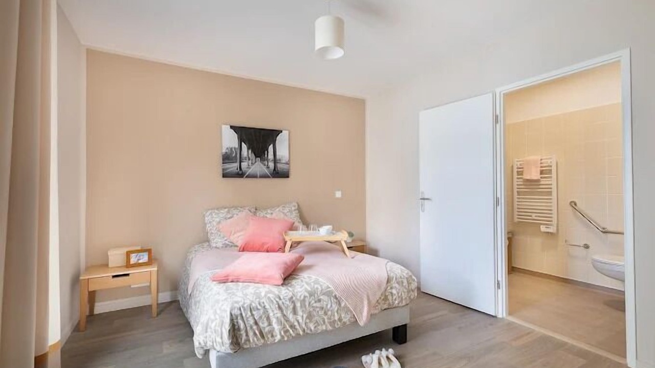 Photo of Bedroom in Le Raincy