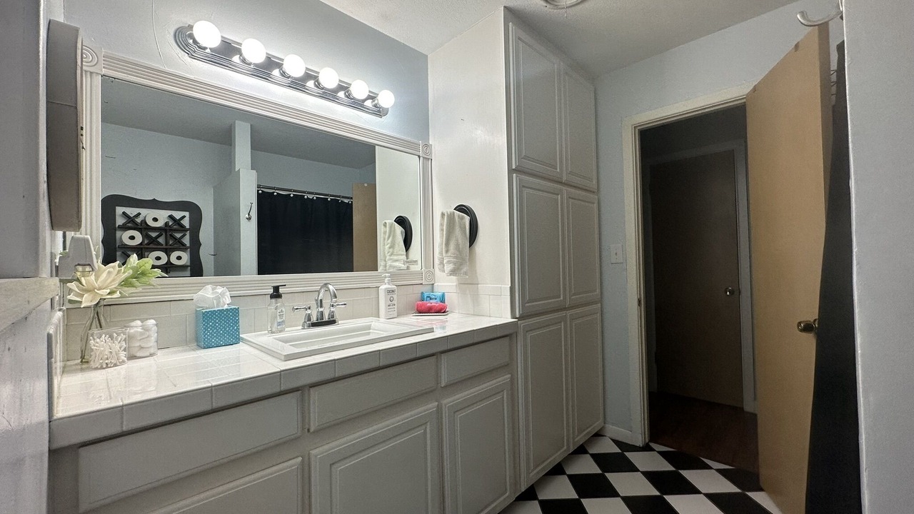 Photo of Bathroom in Canyon