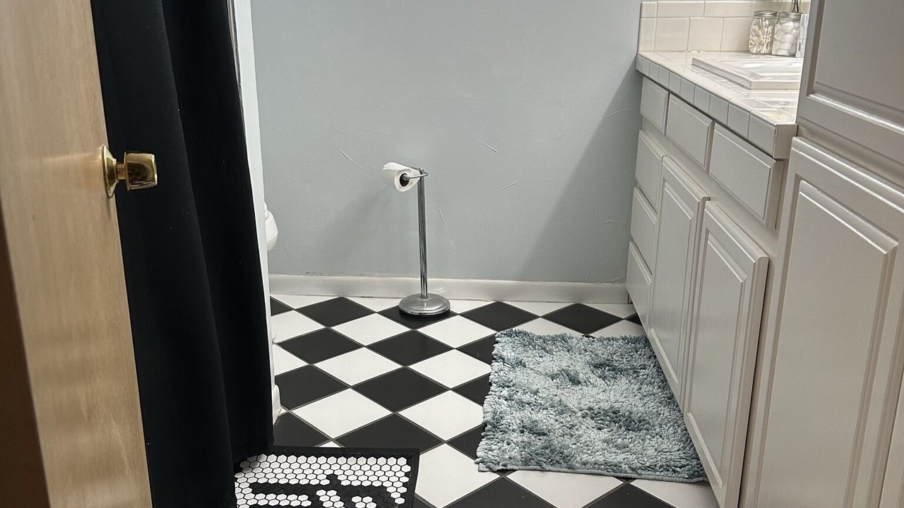Photo of Bathroom in Canyon