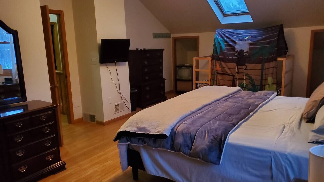 Photo of Bedroom in Brice Prairie