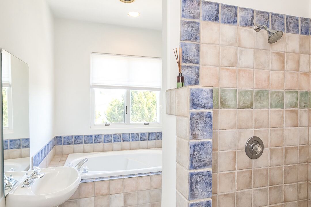 Photo of Bathroom in Shell Island