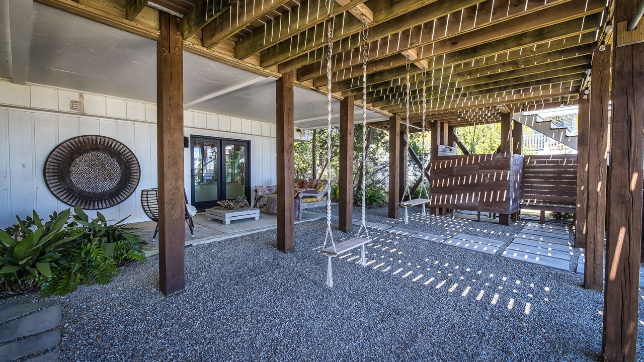 Photo of Patio Balcony in Shell Island