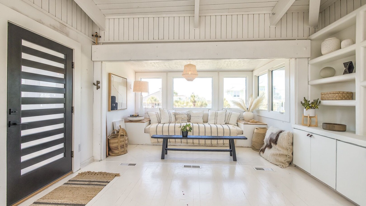 Photo of Livingroom in Shell Island