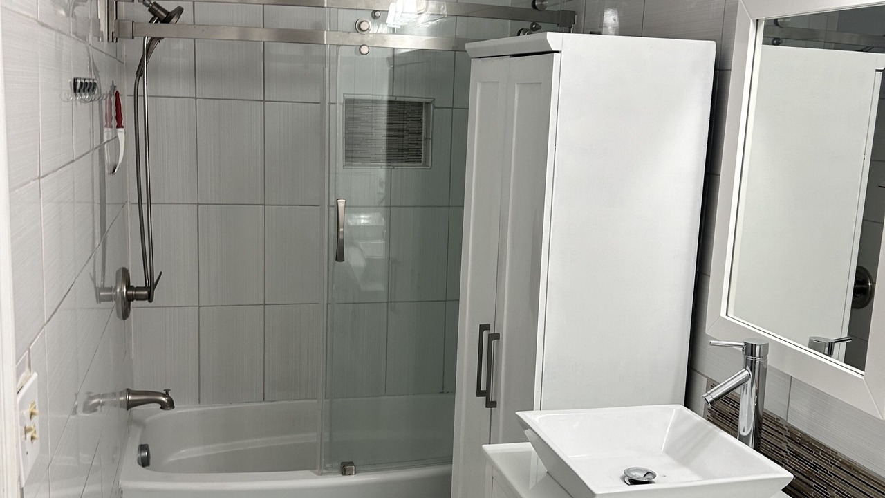 Photo of Bathroom in Martinez