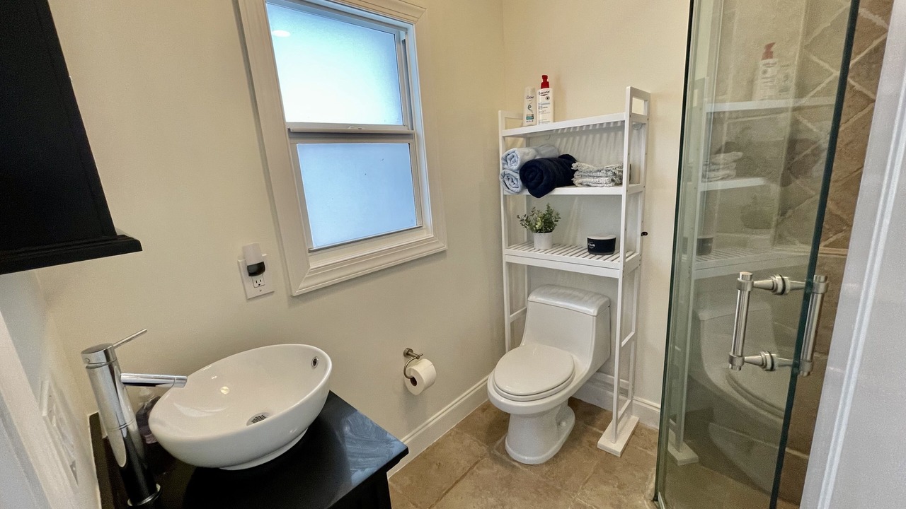 Photo of Bathroom in Coconut Grove