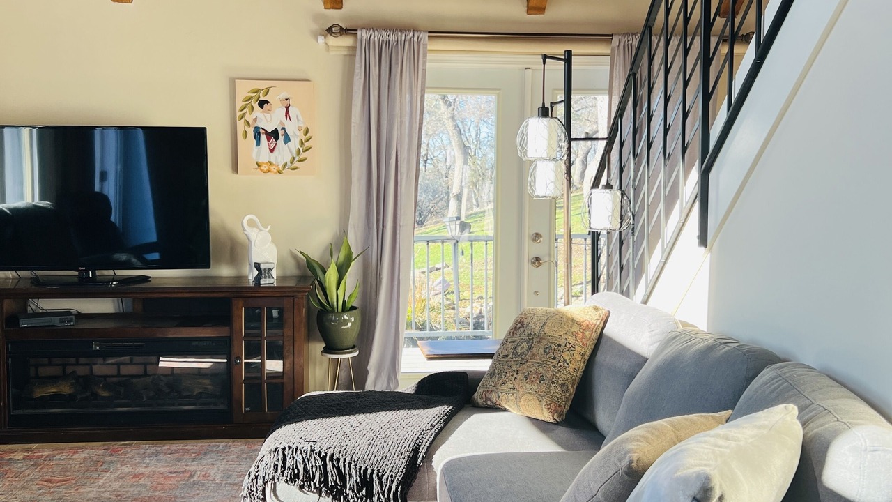 Photo of Bedroom in Iowa Hill