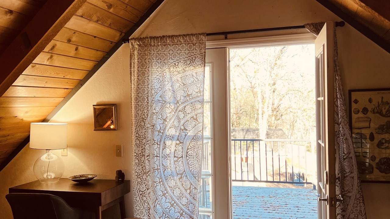 Photo of Bedroom in Iowa Hill