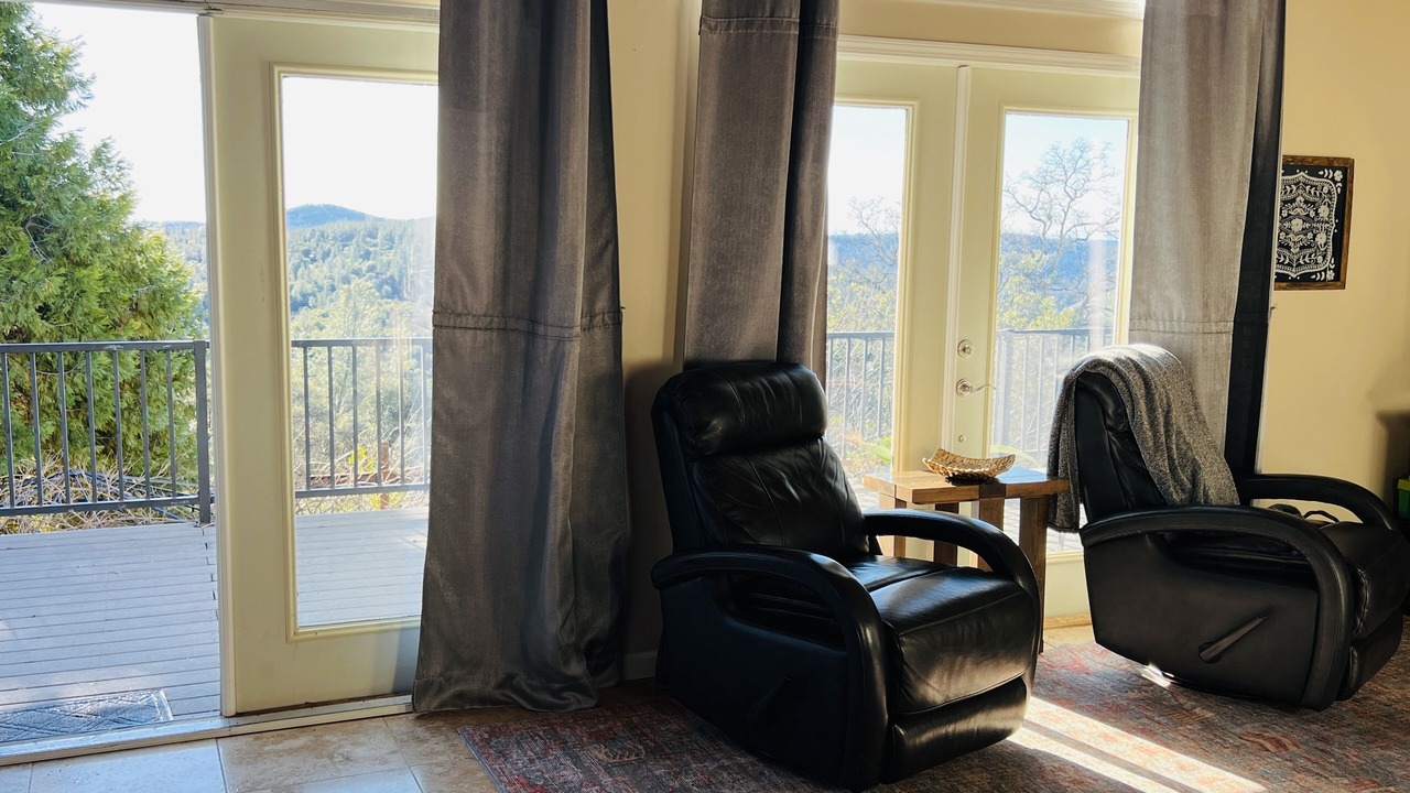 Photo of Bedroom in Iowa Hill