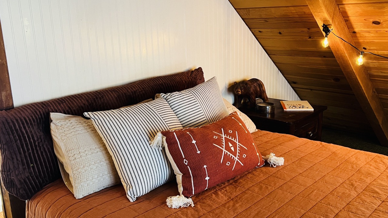 Photo of Bedroom in Iowa Hill