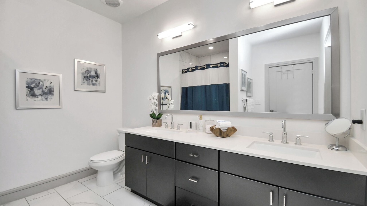 Photo of Bathroom in Braeswood Place
