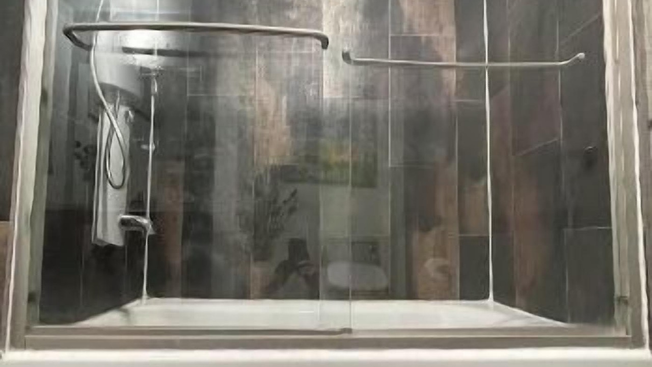 Photo of Bathroom in Old Town Chinatown