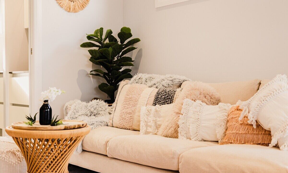 Photo of Livingroom in Mermaid Waters