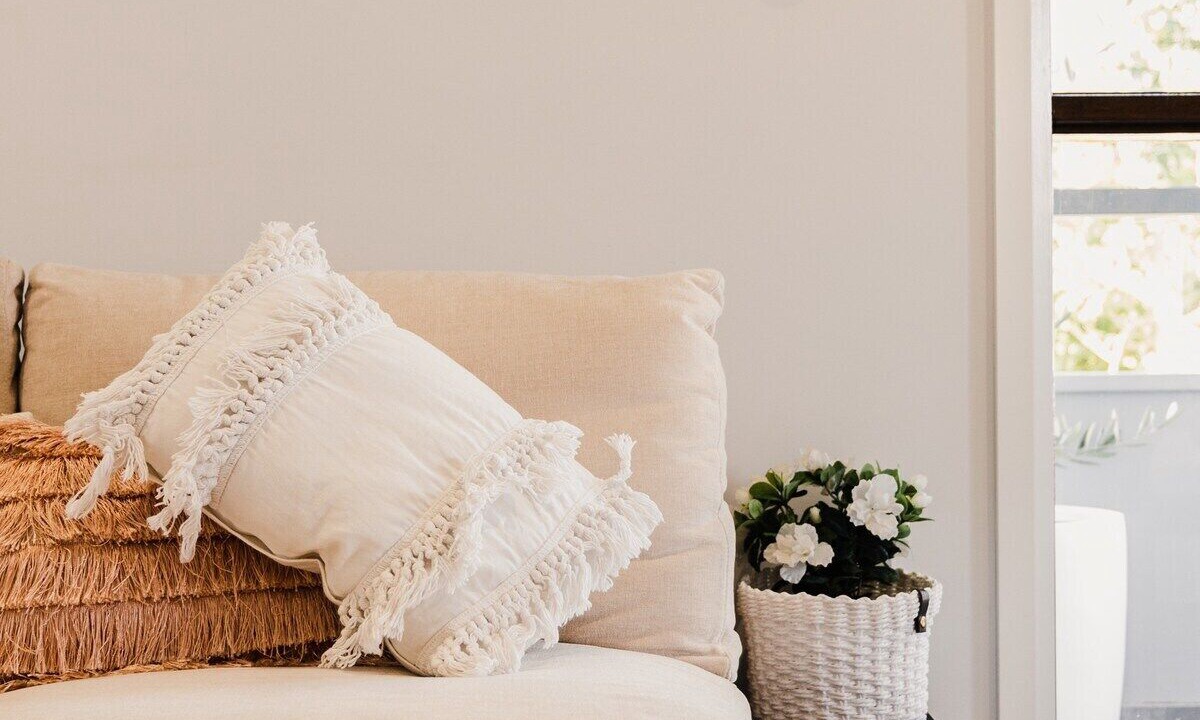 Photo of Livingroom in Mermaid Waters