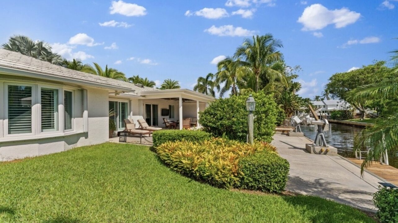 Photo of Patio Balcony in North Center Street