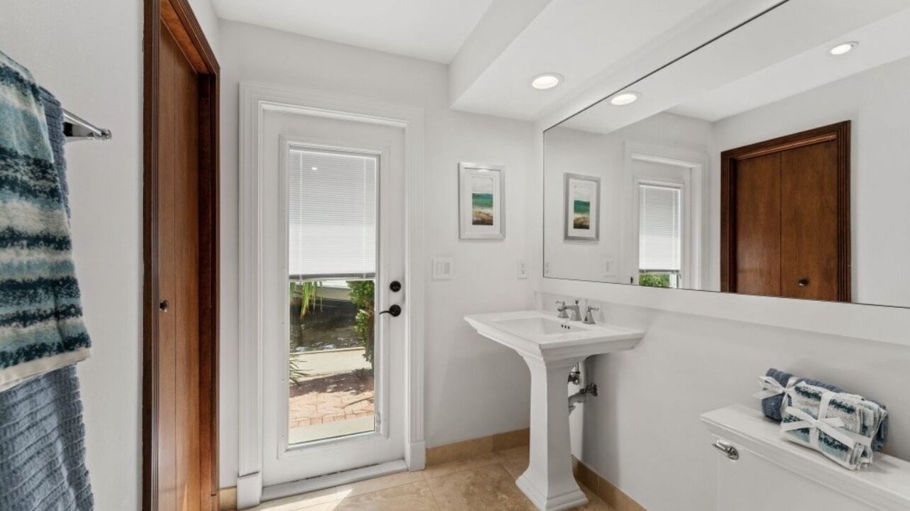 Photo of Others in North Center Street