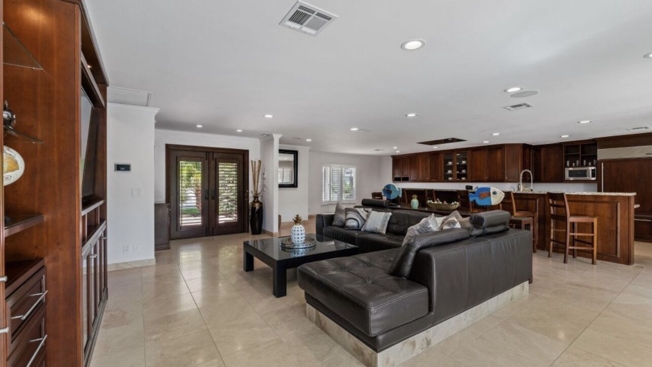 Photo of Others in North Center Street