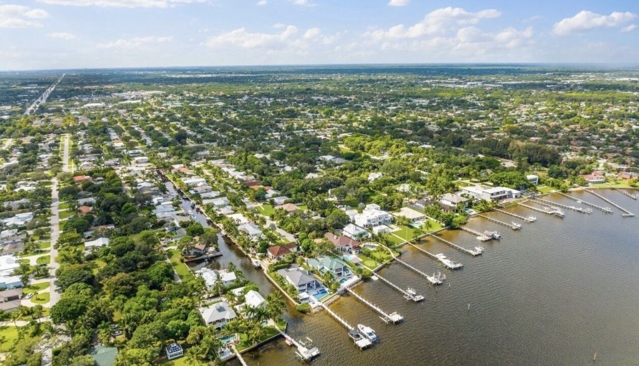 Photo of Outdoor in North Center Street