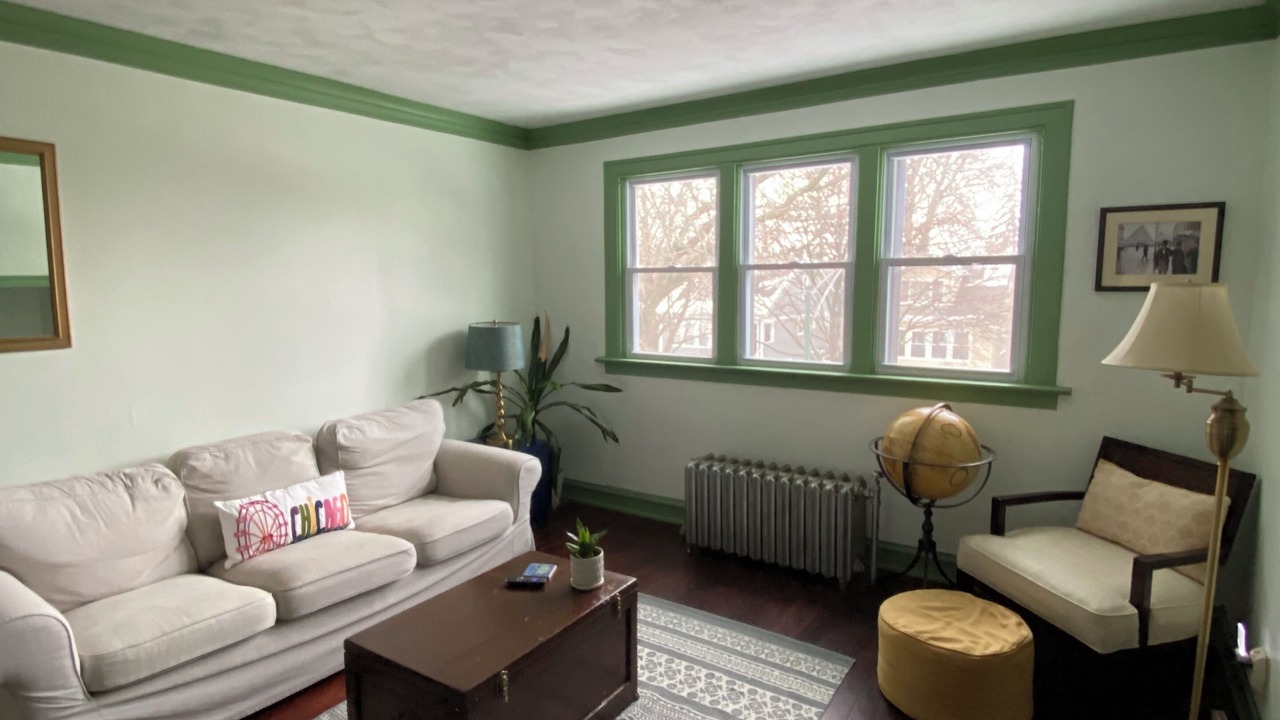 Photo of Livingroom in Norwood Park East