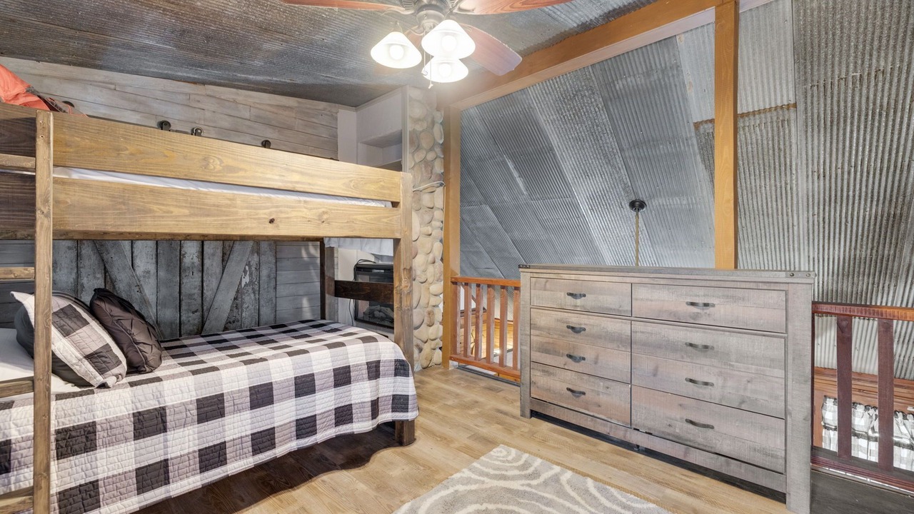 Photo of Bedroom in Doe Run