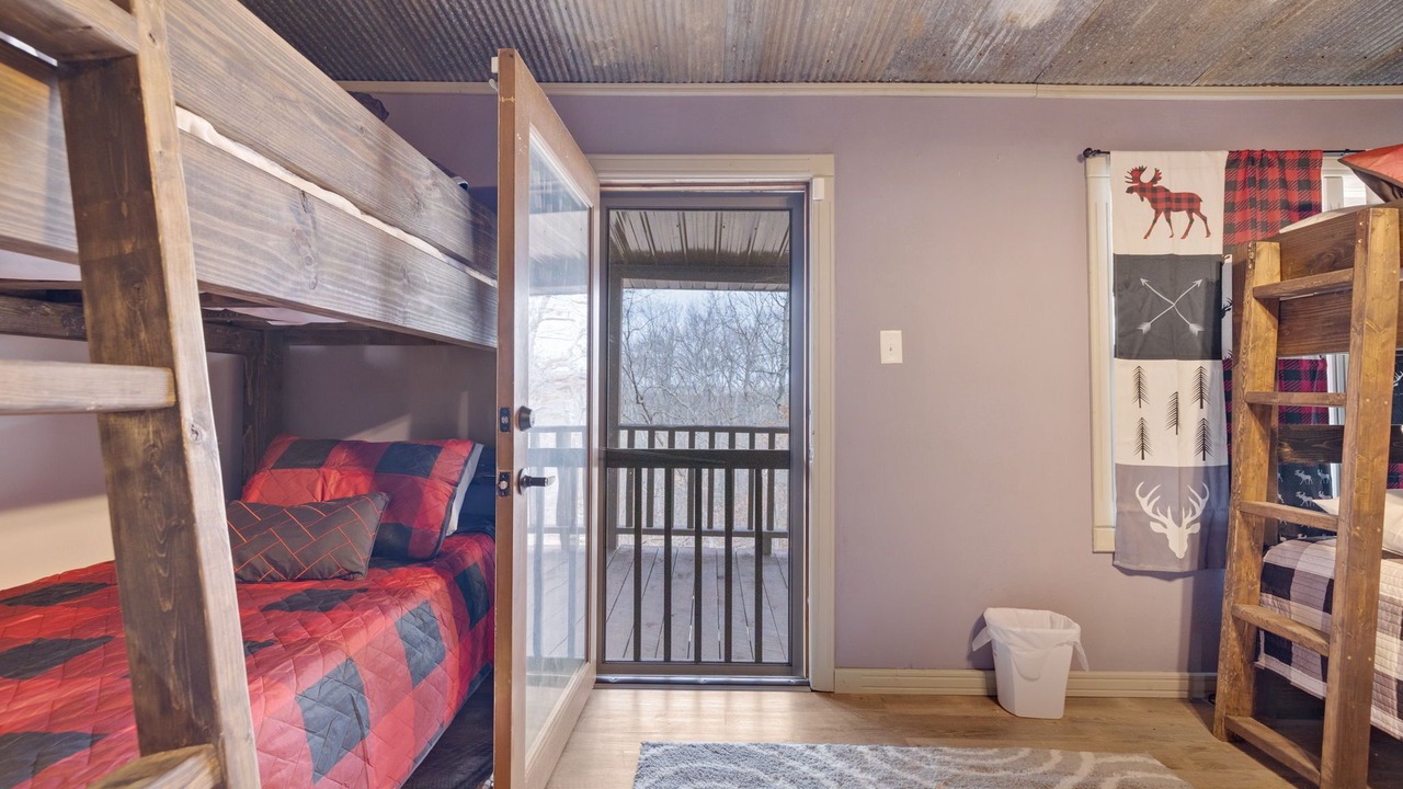 Photo of Bedroom in Doe Run