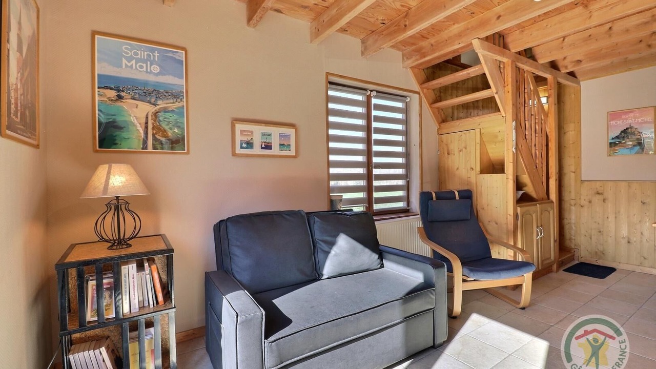 Photo of Livingroom in Marcille-Raoul