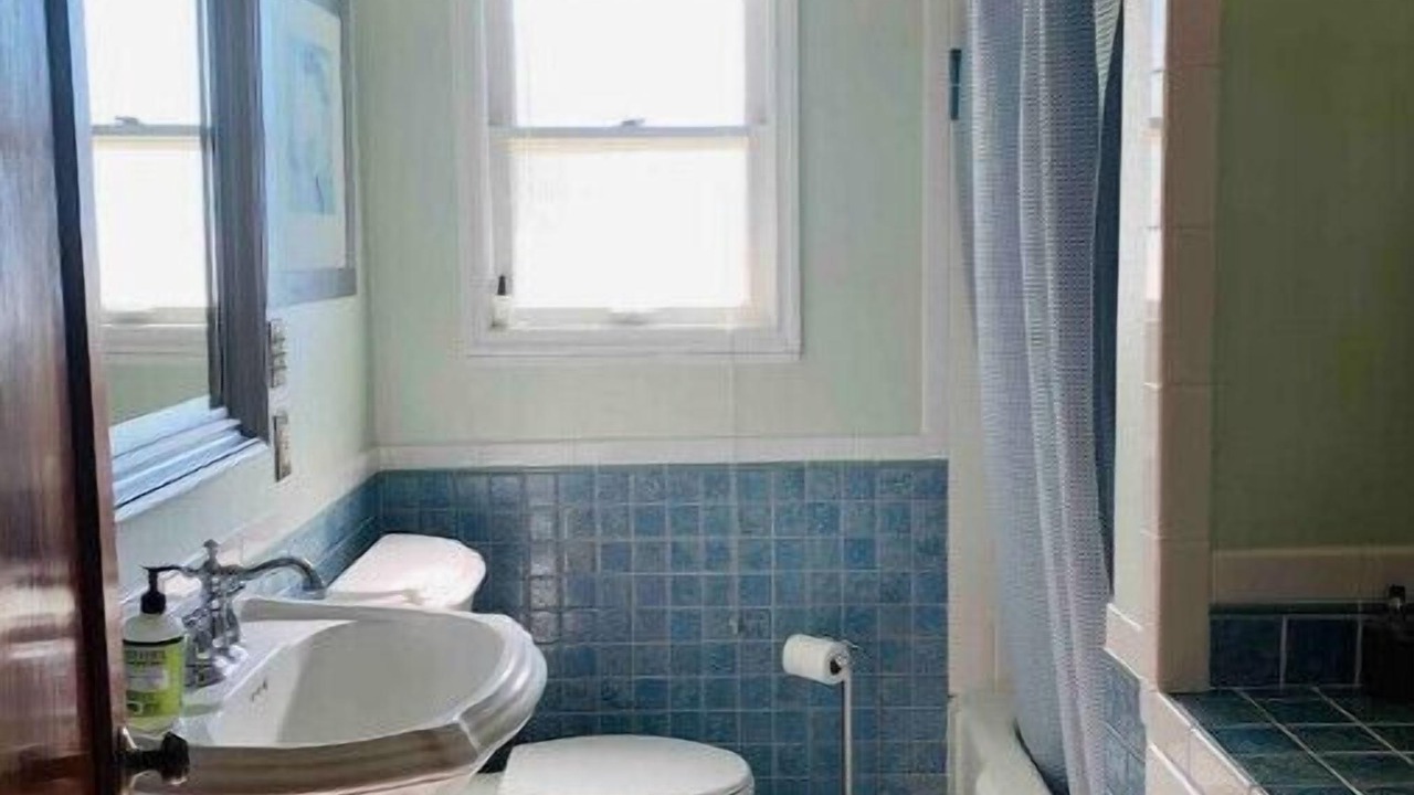 Photo of Bathroom in Retsil