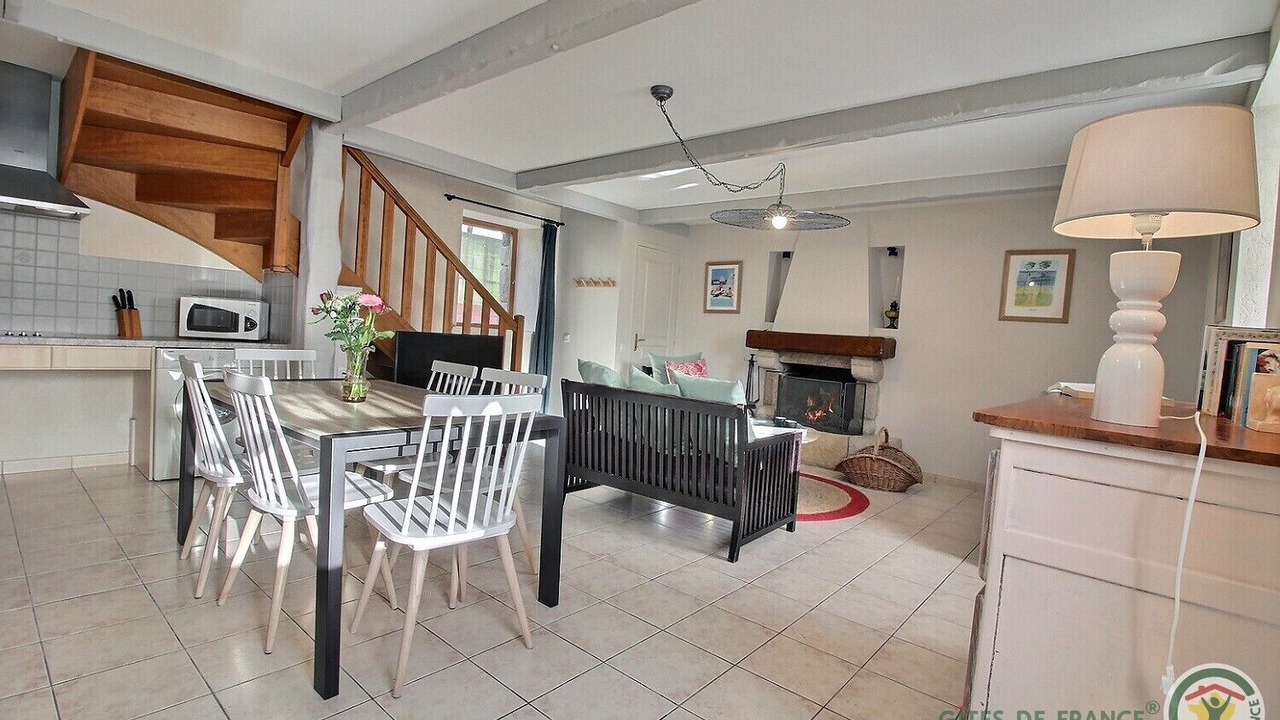 Photo of Others in Frehel