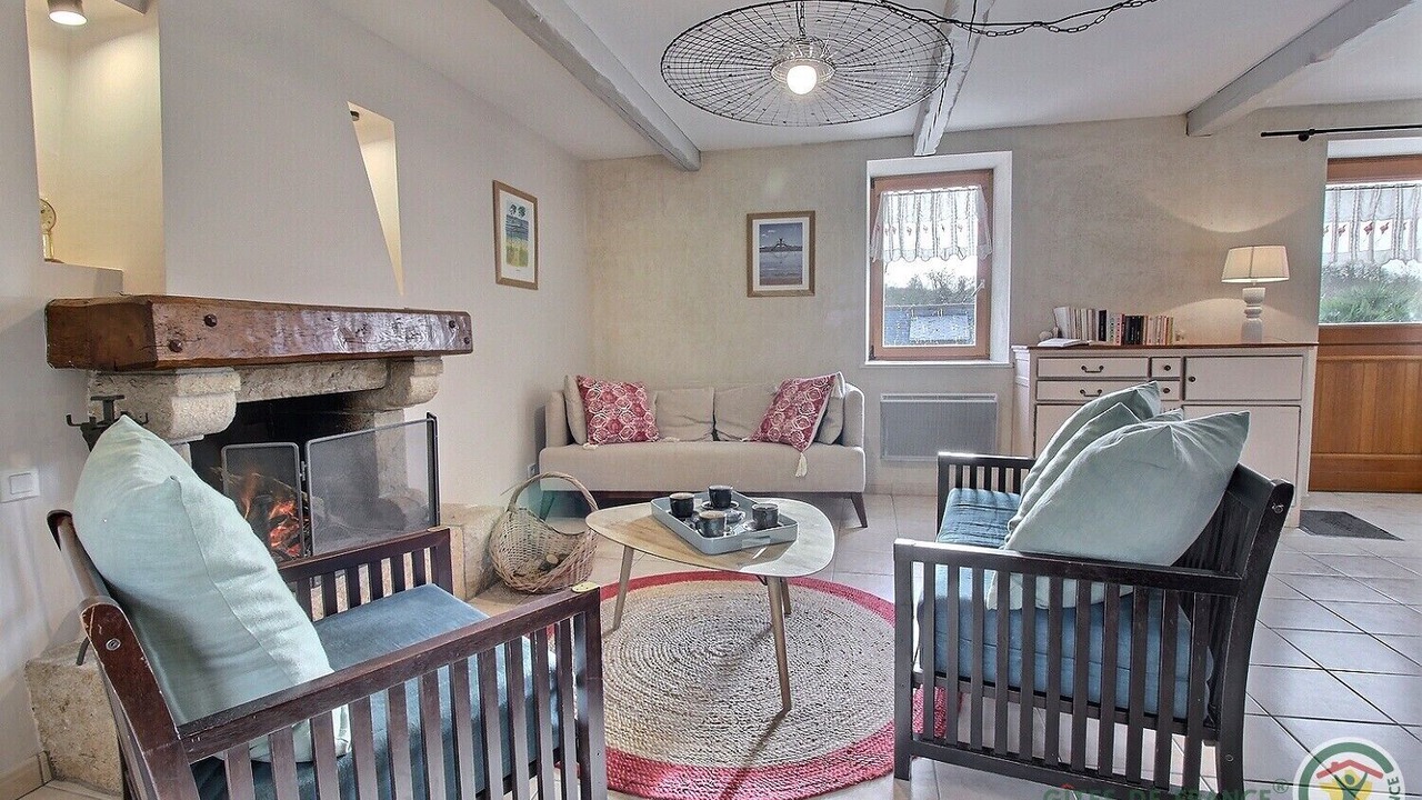 Photo of Livingroom in Frehel