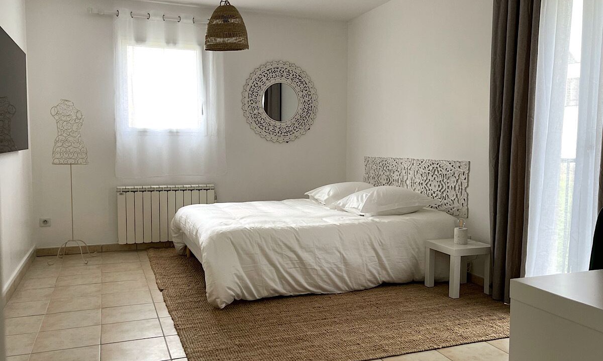 Photo of Bedroom in Isneauville