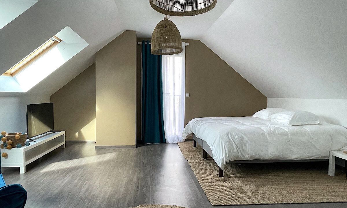 Photo of Bedroom in Isneauville