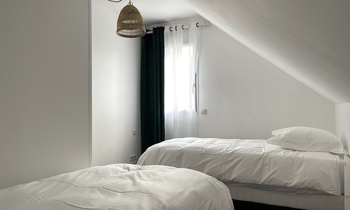 Photo of Bedroom in Isneauville