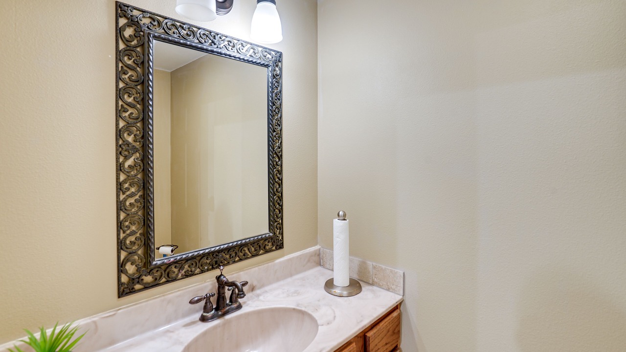 Photo of Bathroom in Lawson