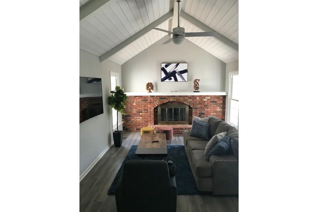 Photo of Livingroom in Kansas City