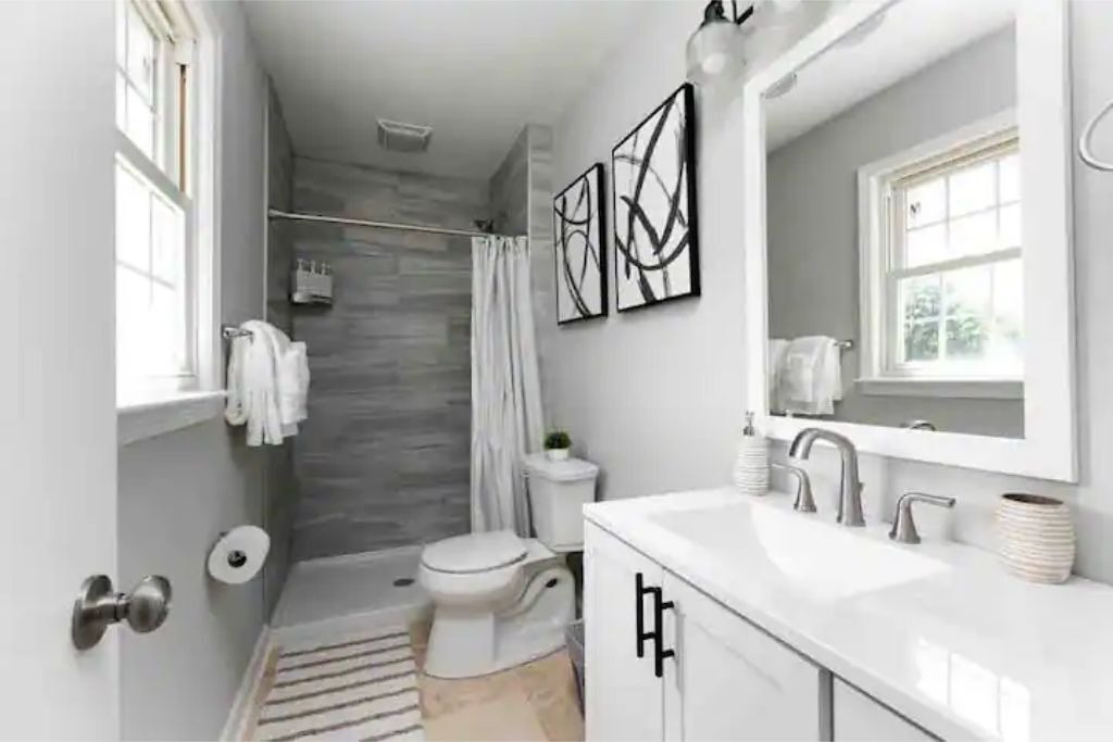 Photo of Bathroom in Kansas City