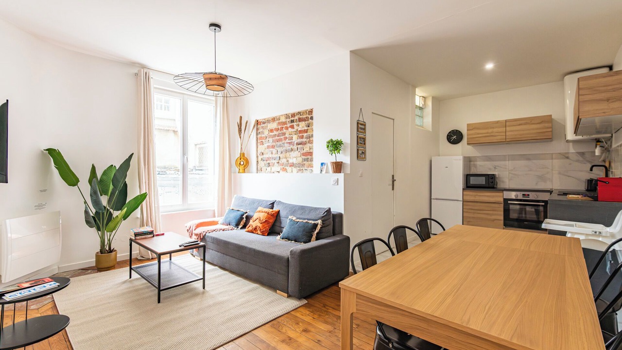 Photo of Livingroom in Reims City Centre