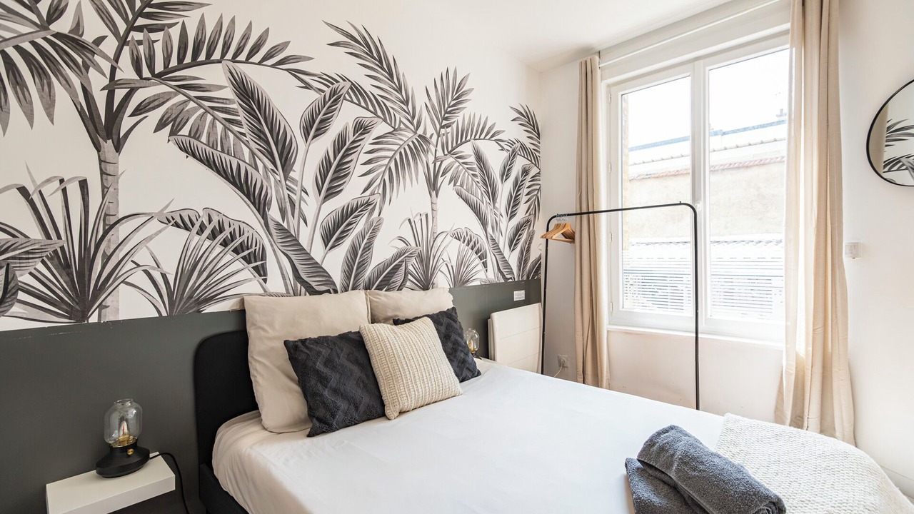 Photo of Bedroom in Reims City Centre