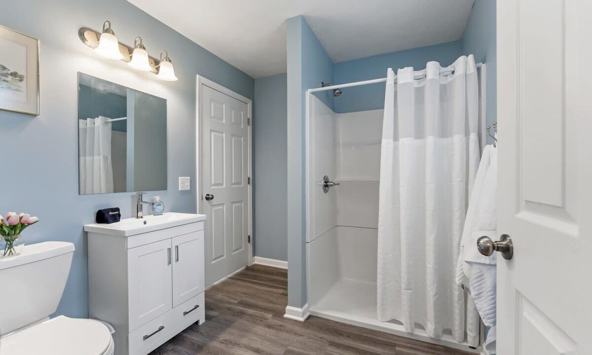 Photo of Bathroom in Kendall