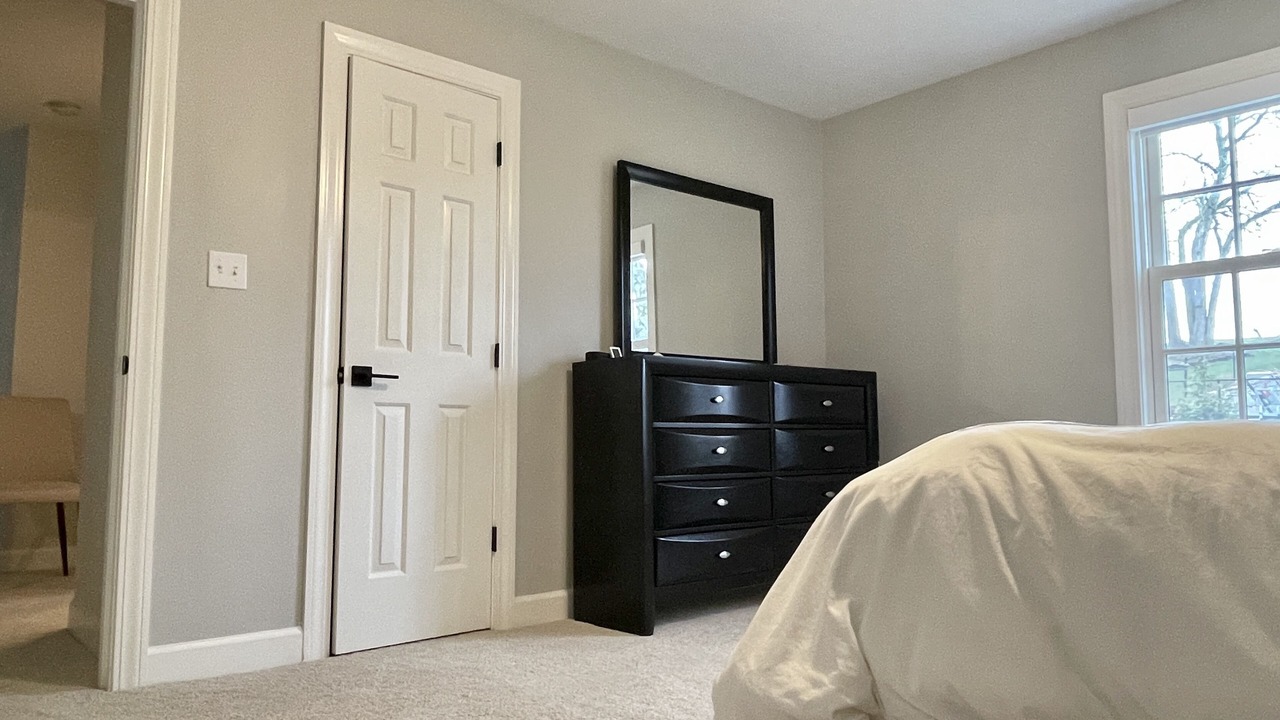Photo of Bedroom in Indian Hills