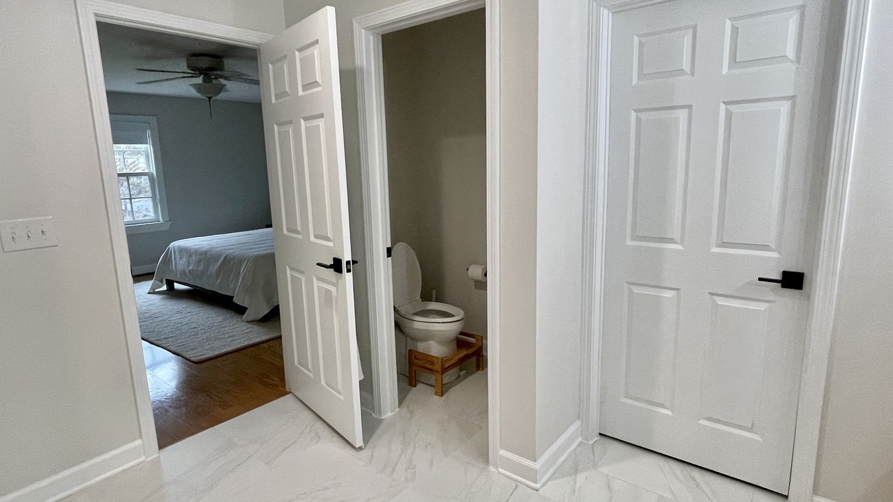 Photo of Bedroom in Indian Hills